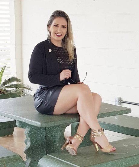 gabrielaguimaraes01 beautiful actress pics