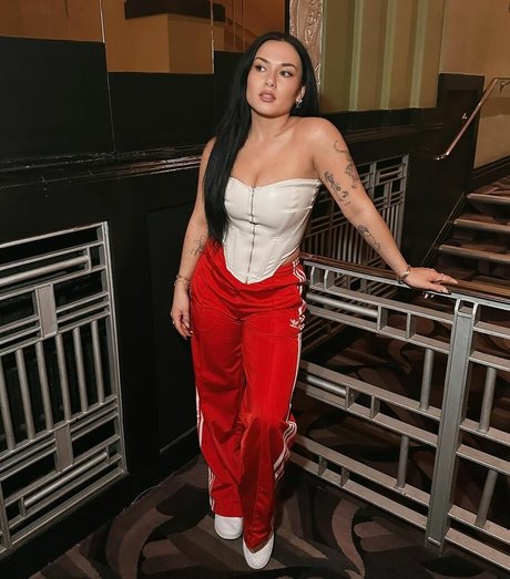 Amy Roseling hd pornstar img