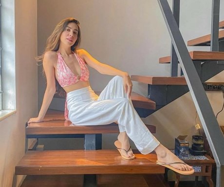 Palak Purswani model erotic pictures