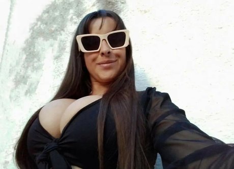 Abby Batista top star pics