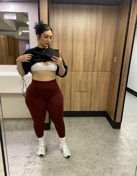 Zainaabb ab free actress photo