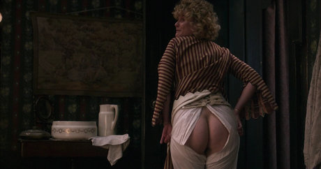 Carla Juri sexy star pic