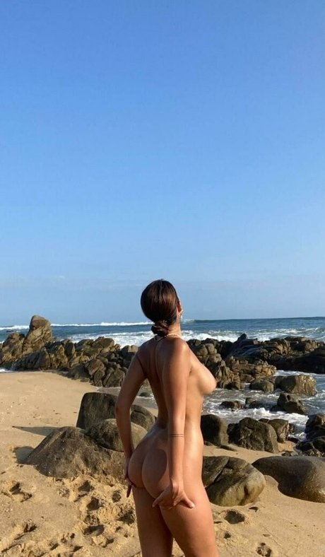 marialevyy model beautiful image