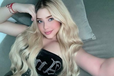 kittybadofficial naked actress images