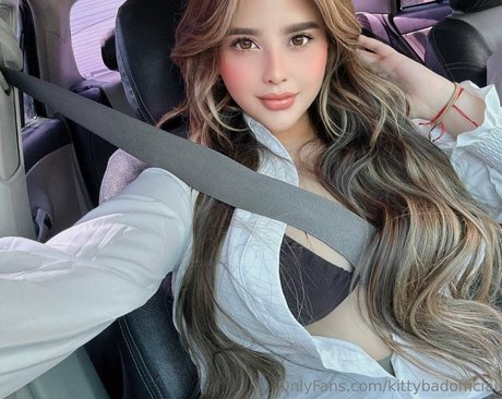 kittybadofficial pornstar high quality images