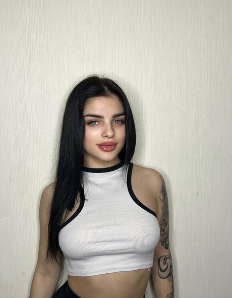 inspirekaya pornstar naked picture