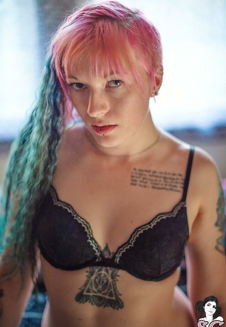 female influencer onlyfans pornographic photo