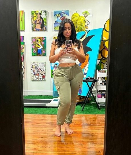 Roxsana Diaz perfect star image