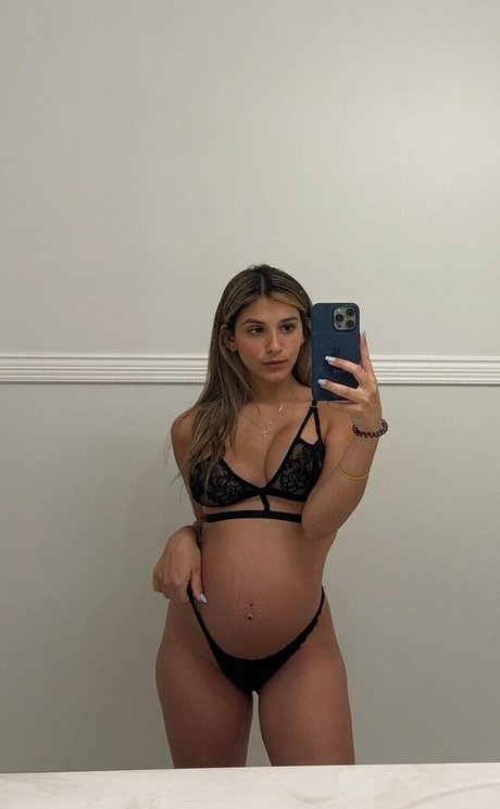 ellaabailey model nice pics