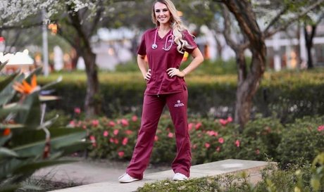 Emilee Atchley top actress img