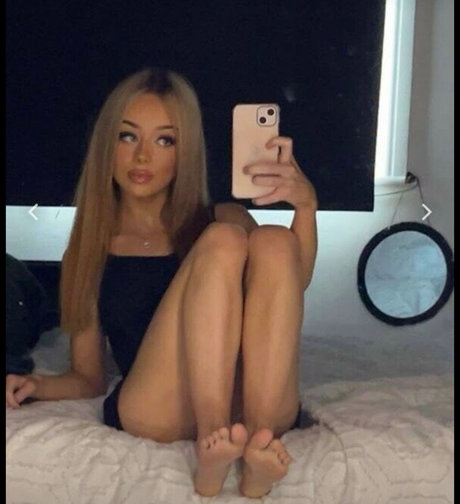 Anna Jxhnsxn pornographic model image