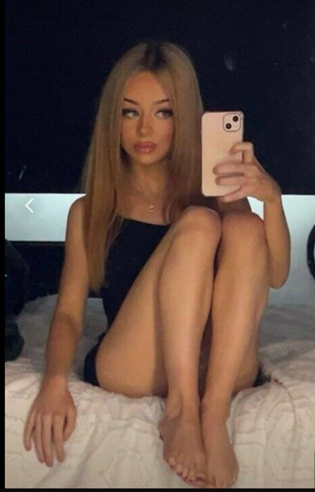 Anna Jxhnsxn sexy pornstar gallery