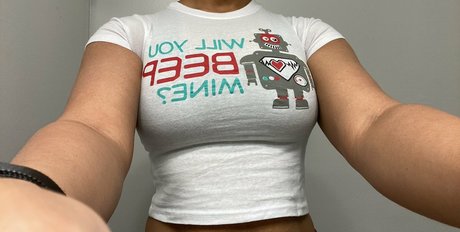 shemale fucks girl onlyfans nude pictures