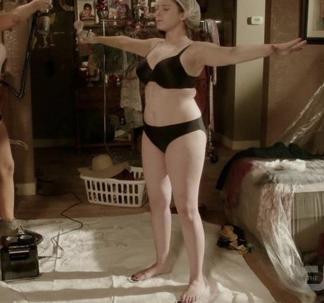Rachel Bloom art model images