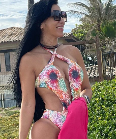 Lismara Moreira nude model galleries