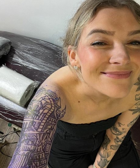 Emmalition nude pornstar archive