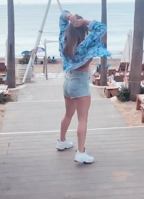 Ella Anastasiou hot actress archive