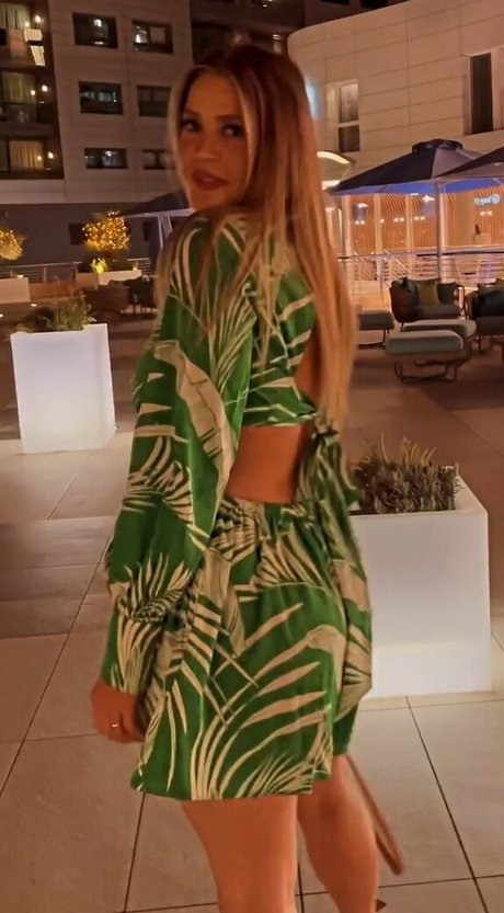 Ella Anastasiou nudes model images