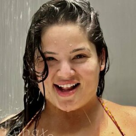 Dani Valentina model sexy pic