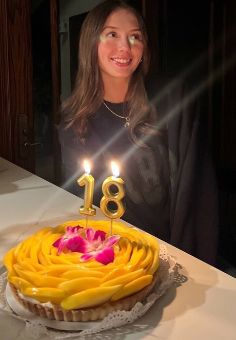 Kennedy Cullum star erotic images