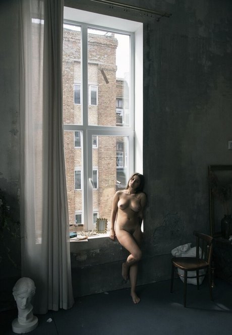 Avrelia Amaris star porn pictures