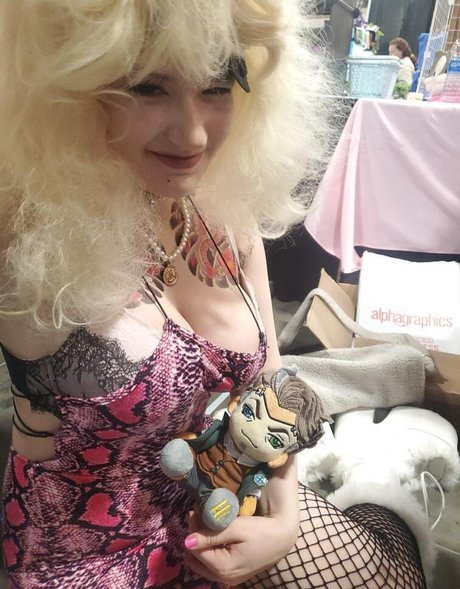 milf handjob onlyfans art porn picture