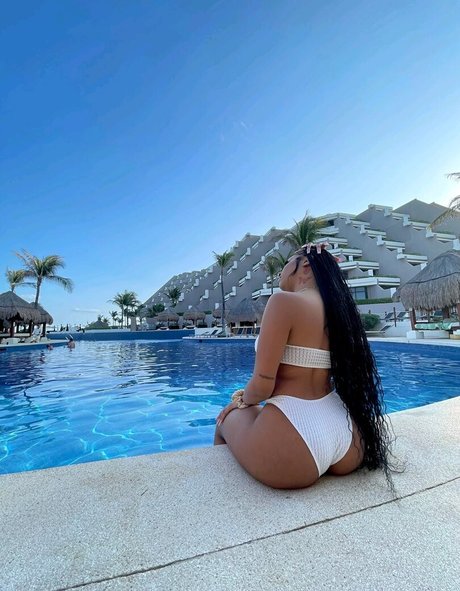 lightskinkim porn star img