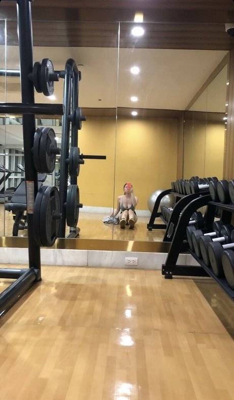 Keri Ocampo model nice img