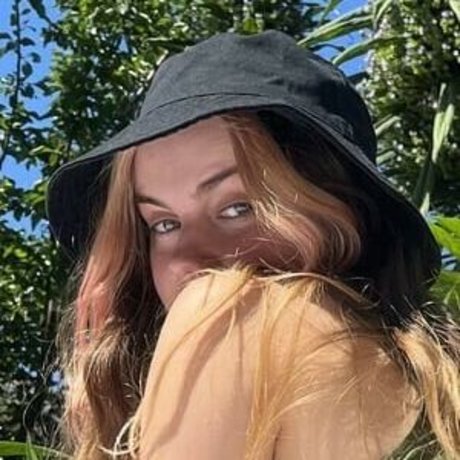 Gravedweller hot pornstar image