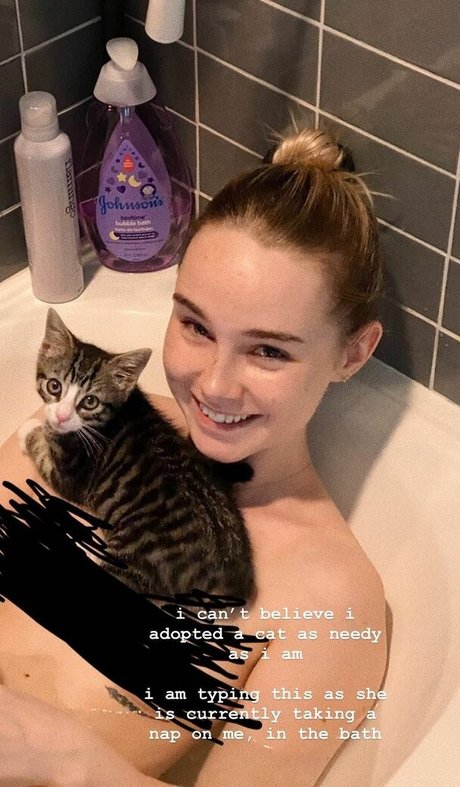 Alice Kristiansen free model photo