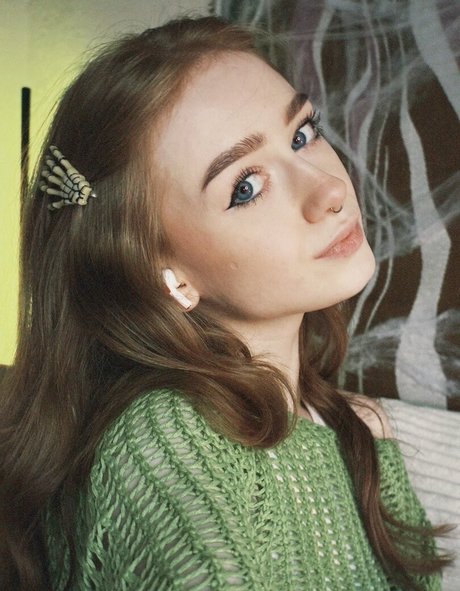 lizzy blaze model xxx photos