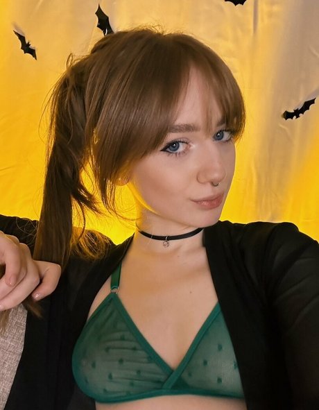 lizzy blaze erotic star image