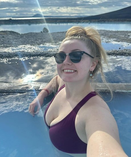 dripping pussy onlyfans hot naked pic