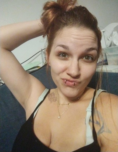 Feline Anchor sexy pornstar pictures