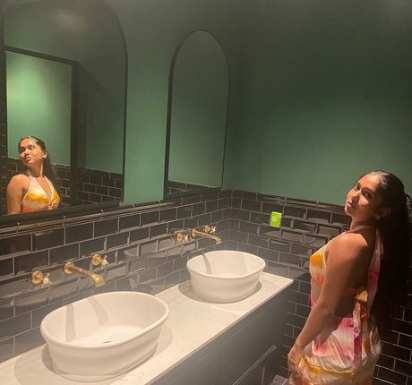 Miaz1234 beautiful actress photo