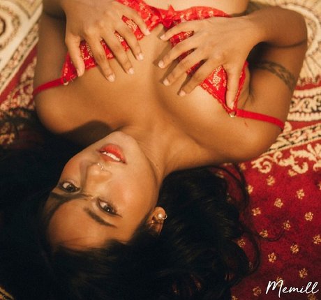 Miaz1234 model xxx pics