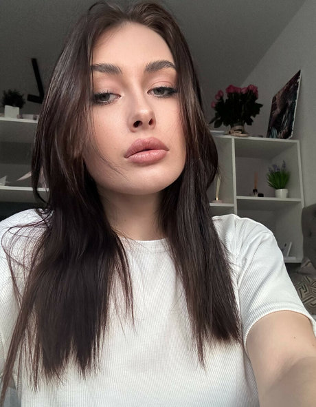 teacher milf onlyfans nude pics