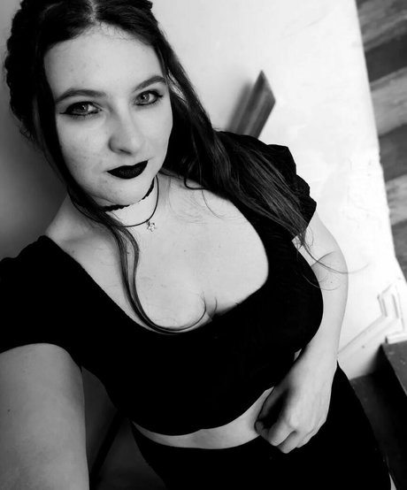 Esp4him model nude gallery