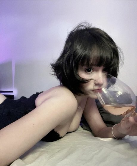 Pandemonita naked pornstar photos