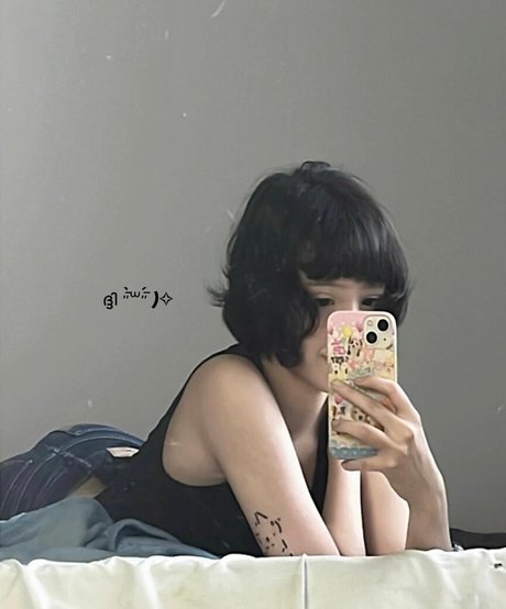 Pandemonita pornstar nude photos