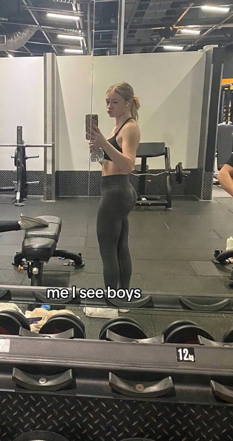 scandal onlyfans sexy nudes photo