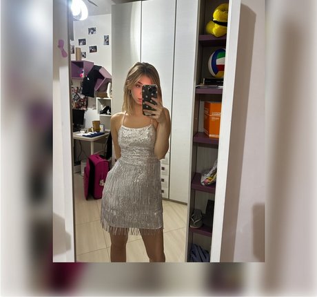 Martina Dell Anna pornographic model img