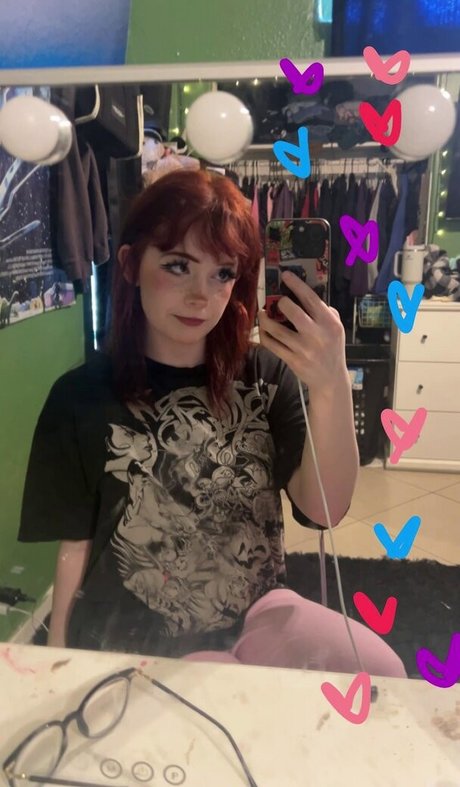 shelbypng star naked photos