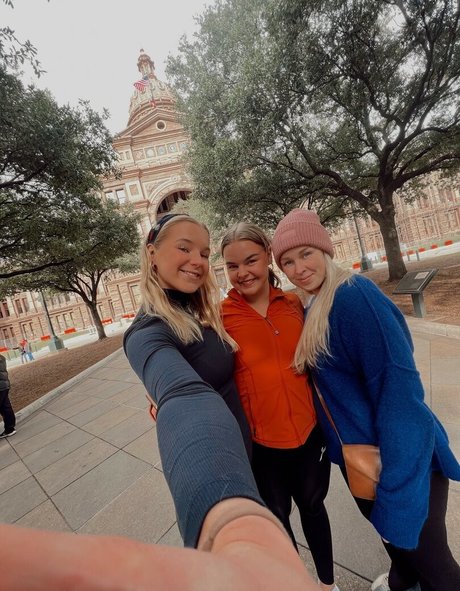 Caroline Kupka beautiful model pics