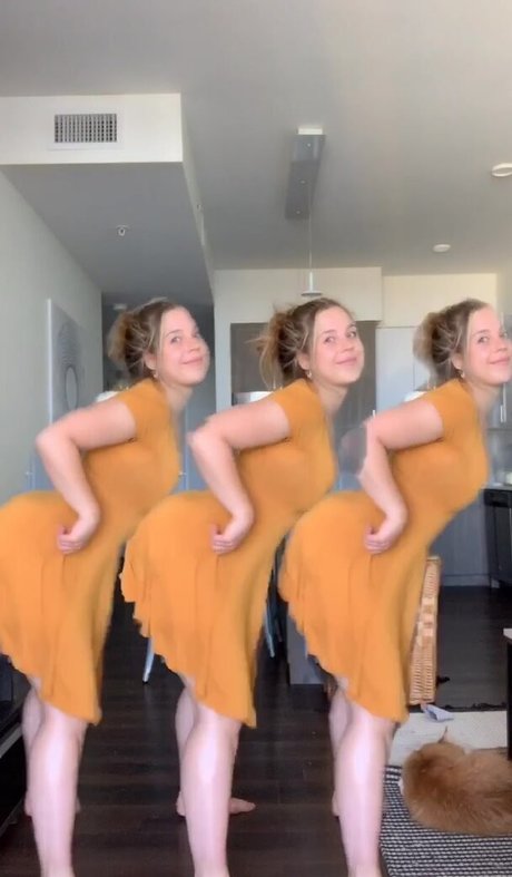 hairy armpits onlyfans sexy photo