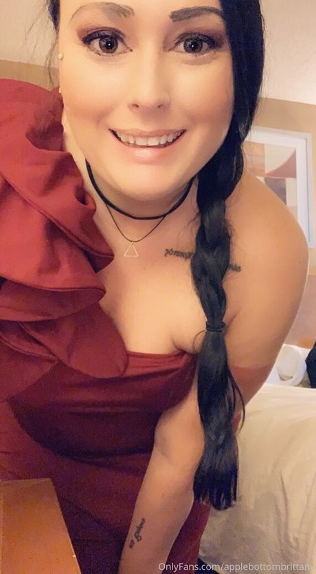 brittanymeowww art model picture