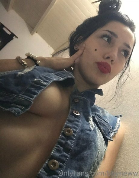 shemale milf onlyfans beautiful naked pic