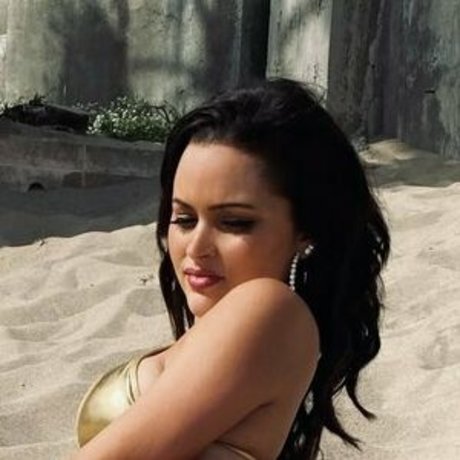 It sTiffanyalyssa beautiful actress gallery