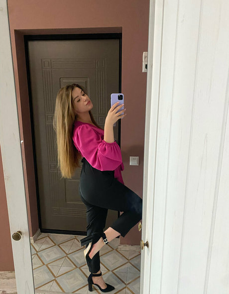 miiraamii adult actress pic