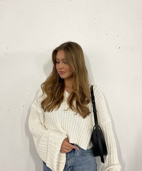 beautiful bbw onlyfans art naked image